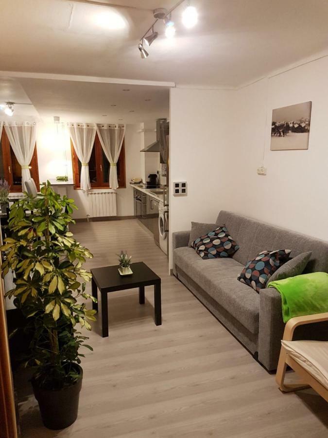 فيلا Casa Ponet Valencia D'Aneu المظهر الخارجي الصورة