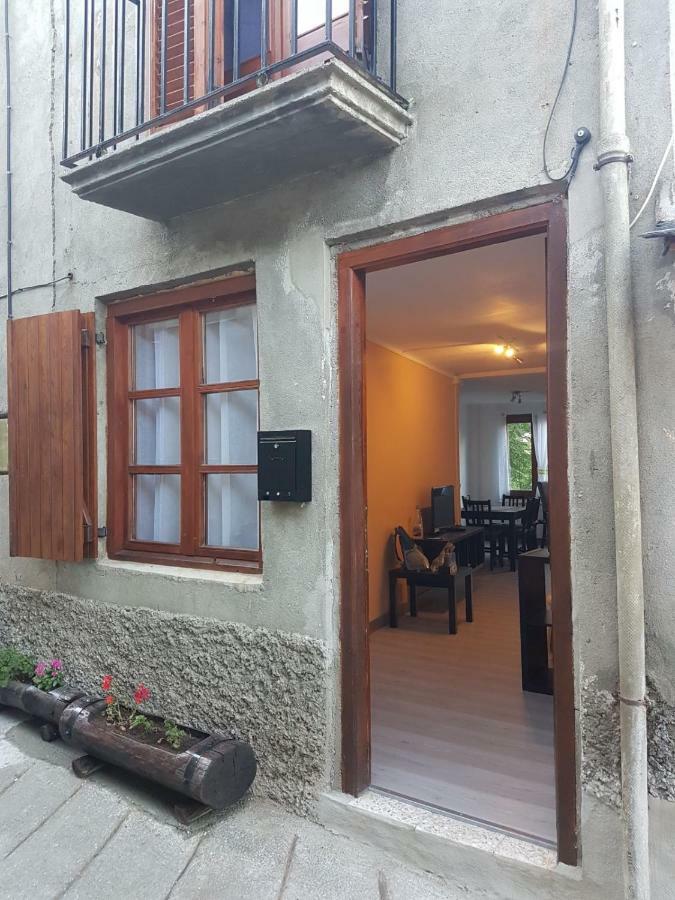 فيلا Casa Ponet Valencia D'Aneu المظهر الخارجي الصورة